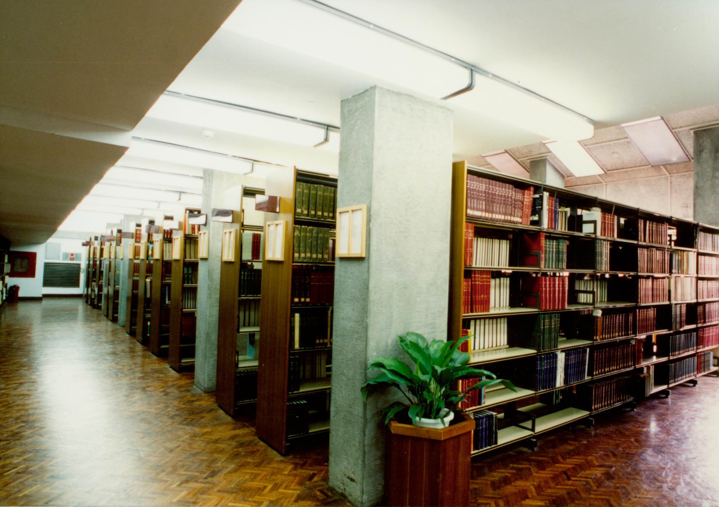 Guided Tours of the Library's Architecture